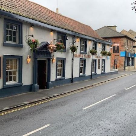 Swan & Talbot Inn 韦瑟比 外观 照片