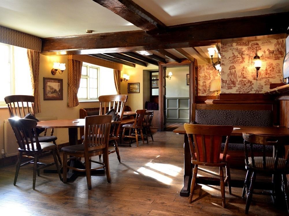 Swan & Talbot Inn 韦瑟比 外观 照片